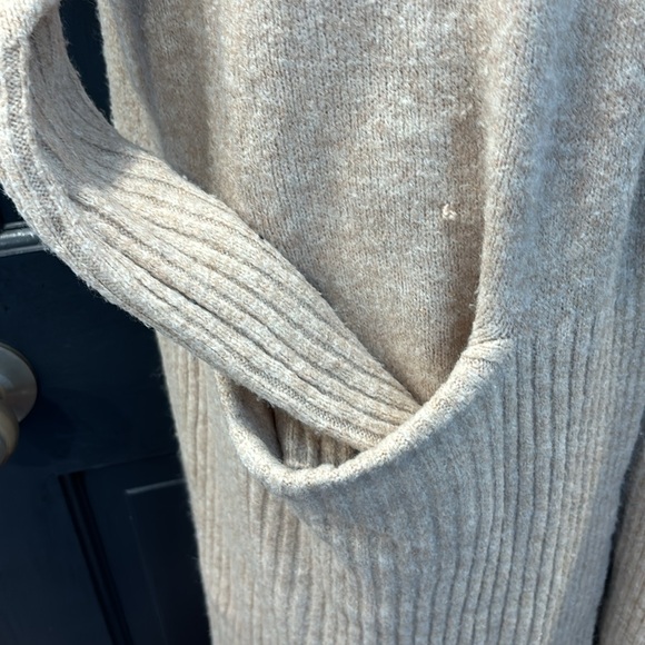 H&M Long Sweater, Color Light Brown , Size M, - Picture 3 of 5